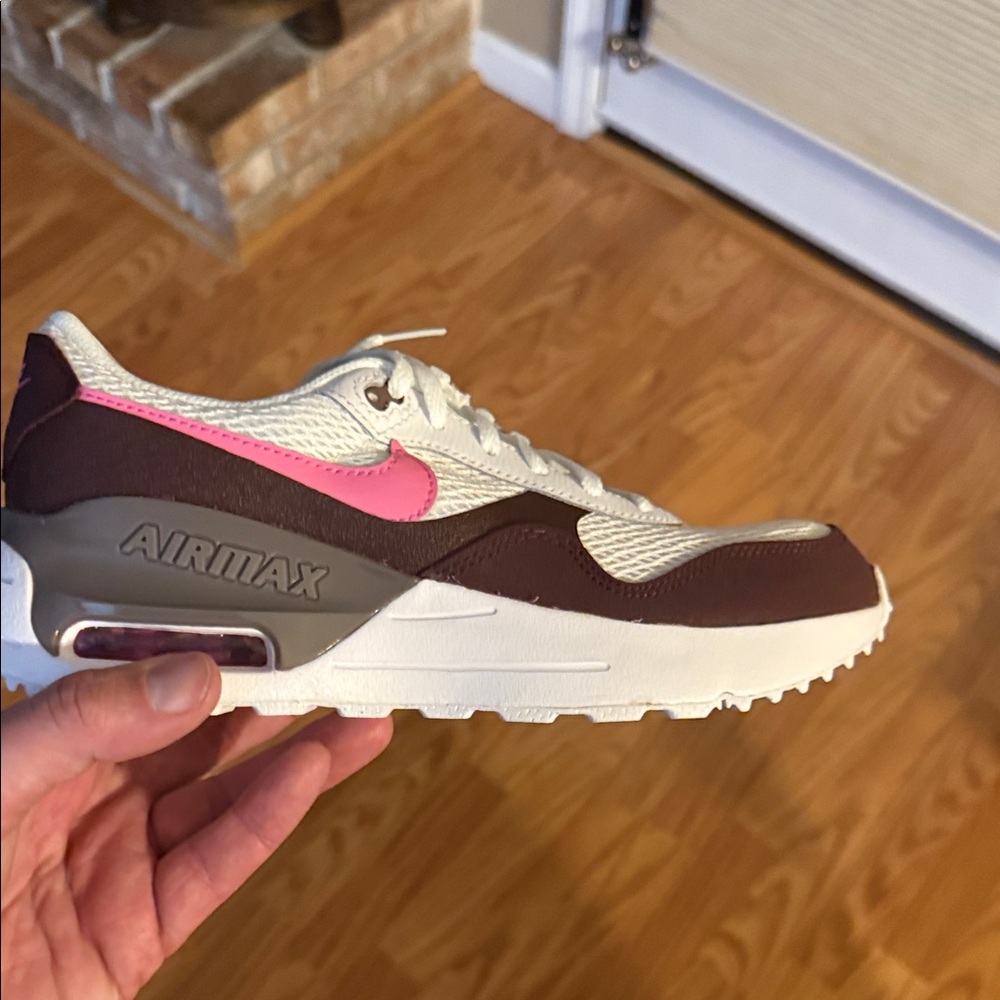 Nike Air Max Women's Sneakers - Pink and Brown size 5.5y